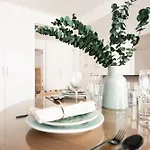 Beachside Escape With Parking And Pool Rems Apartament Torremolinos