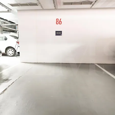 Appartamento Beachside Escape With Parking And Pool Rems