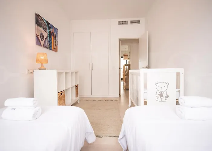 Appartamento Beachside Escape With Parking And Pool Rems *