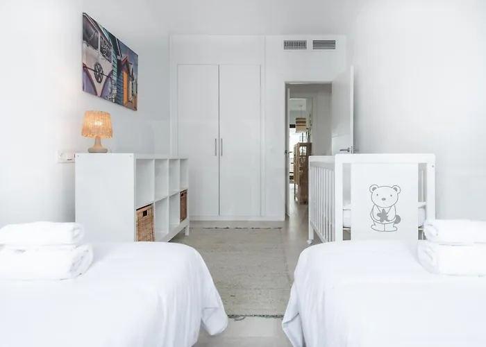 Beachside Escape With Parking And Pool Rems Torremolinos